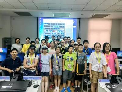 科技之光，點亮未來 閔行小研究員暑假科技探索之旅